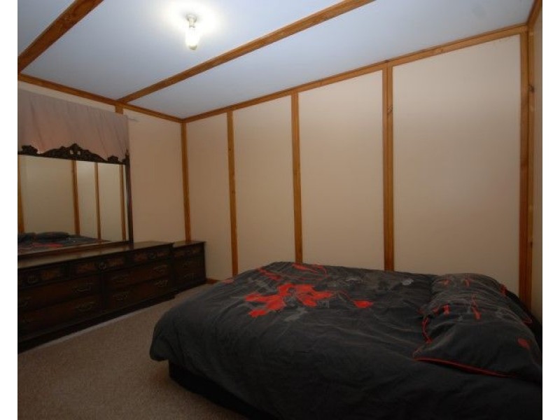 54 Lefroy Street, Brookton WA 6306