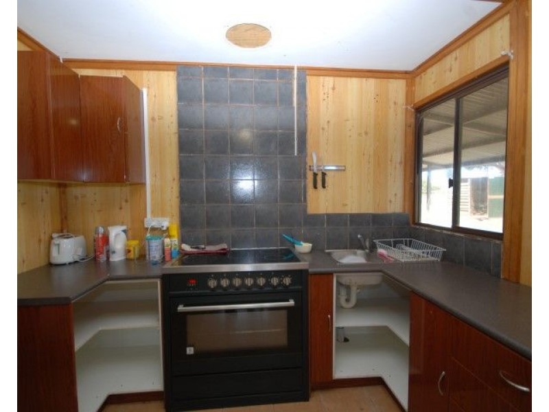 54 Lefroy Street, Brookton WA 6306