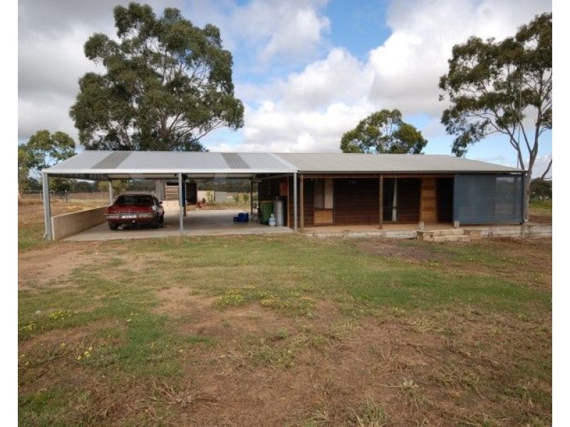 54 Lefroy Street, Brookton WA 6306