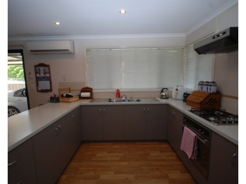 93 narrakine Road, Narrogin WA 6312