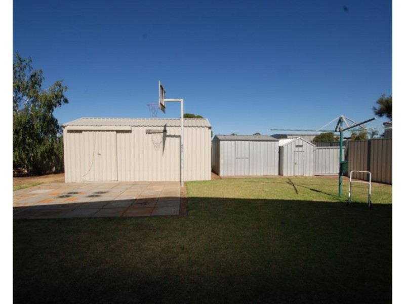 93 narrakine Road, Narrogin WA 6312