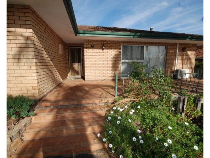 72 Doney Street, Narrogin WA 6312