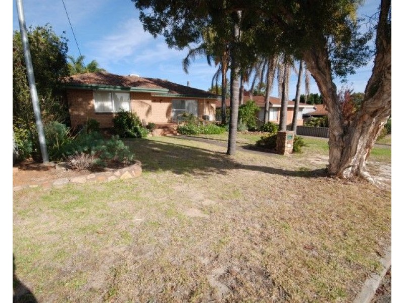 72 Doney Street, Narrogin WA 6312