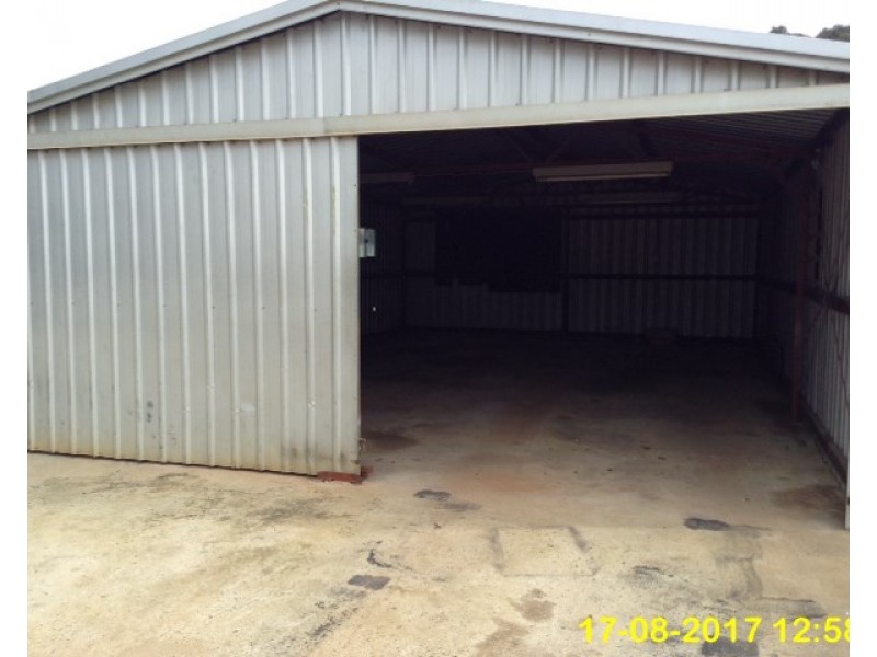 15 May Street, Narrogin WA 6312