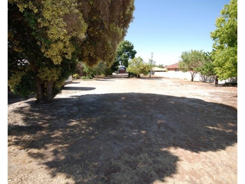 85 Clayton Road, Narrogin WA 6312