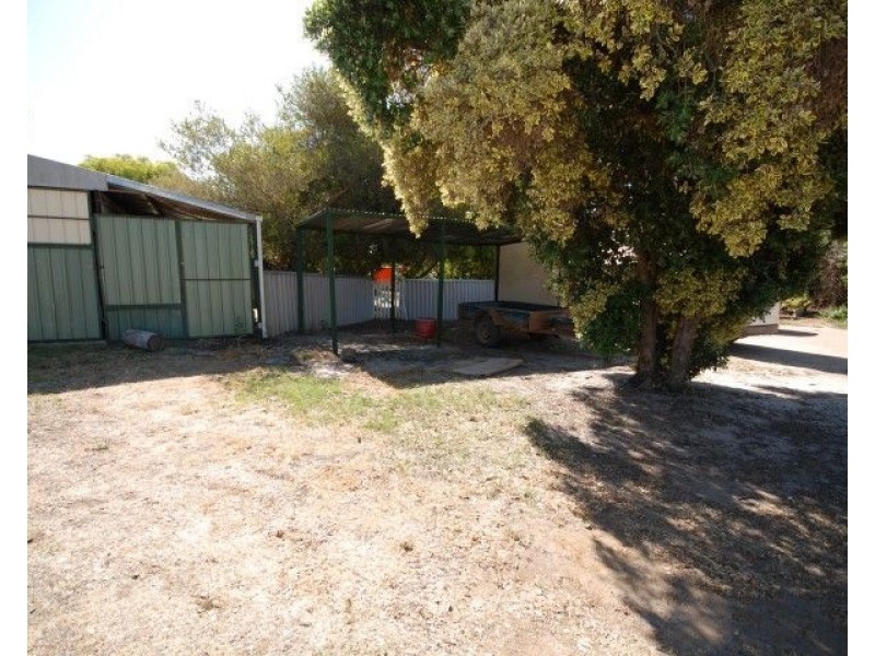 85 Clayton Road, Narrogin WA 6312