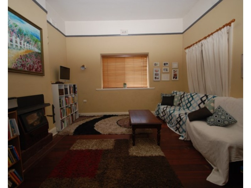 21 Northwood Street, Narrogin WA 6312