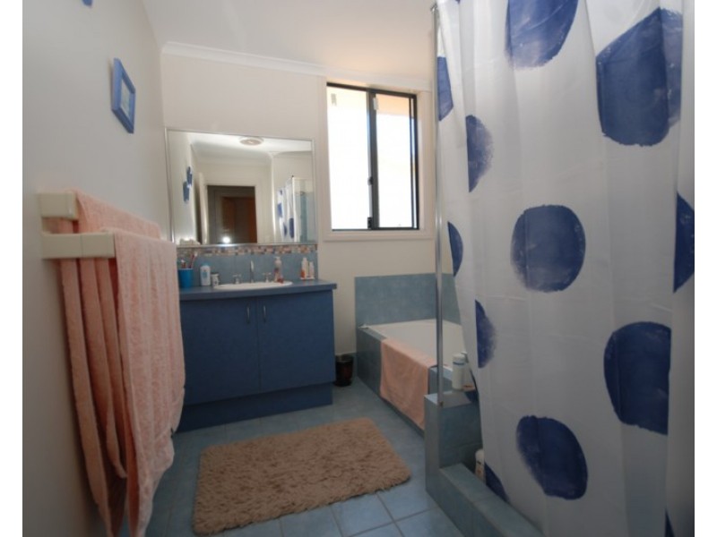 93 Narrakine Road, Narrogin WA 6312