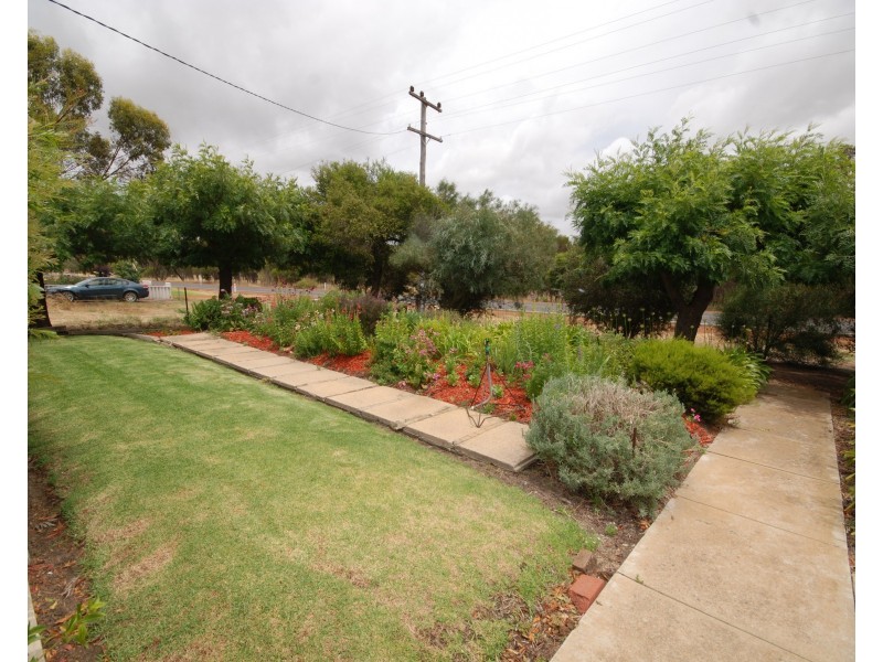 144 Narrogin Road, Williams WA 6391