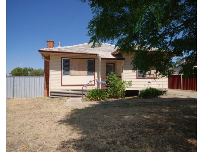 6 Hillman Street, Narrogin WA 6312