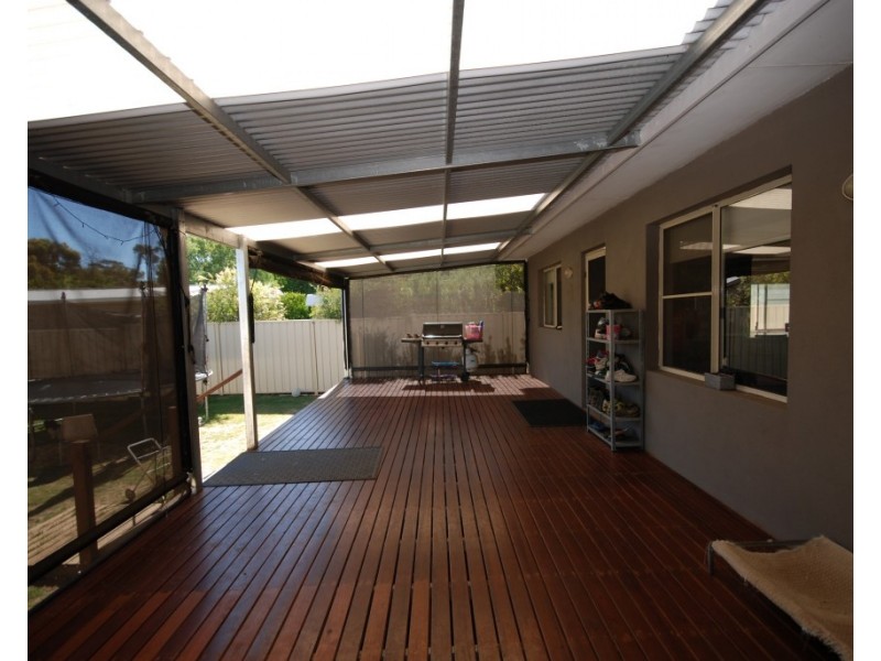 71 Felspar Street, Narrogin WA 6312