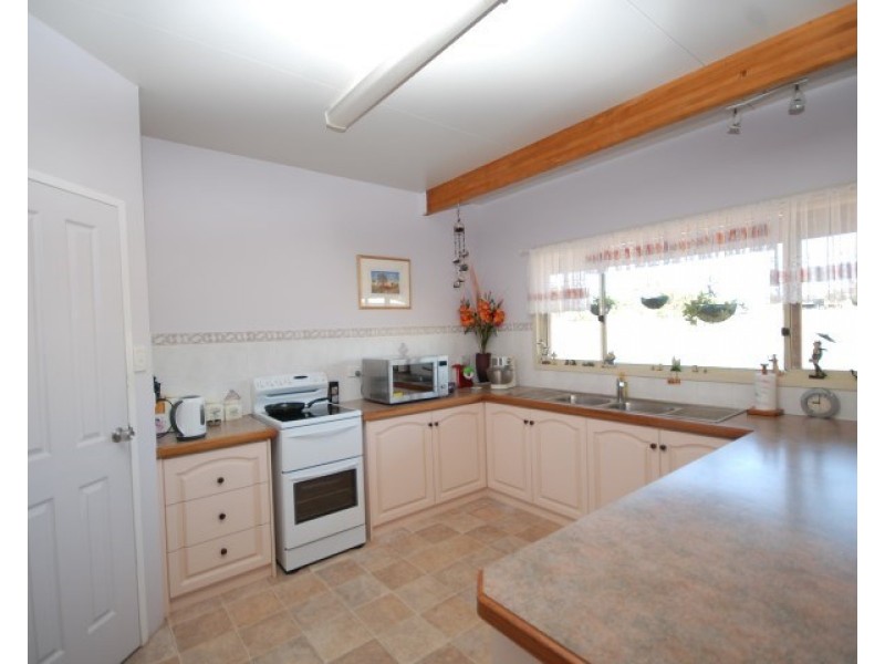 259 Bullara Street, Cuballing WA 6311