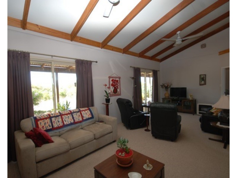 259 Bullara Street, Cuballing WA 6311