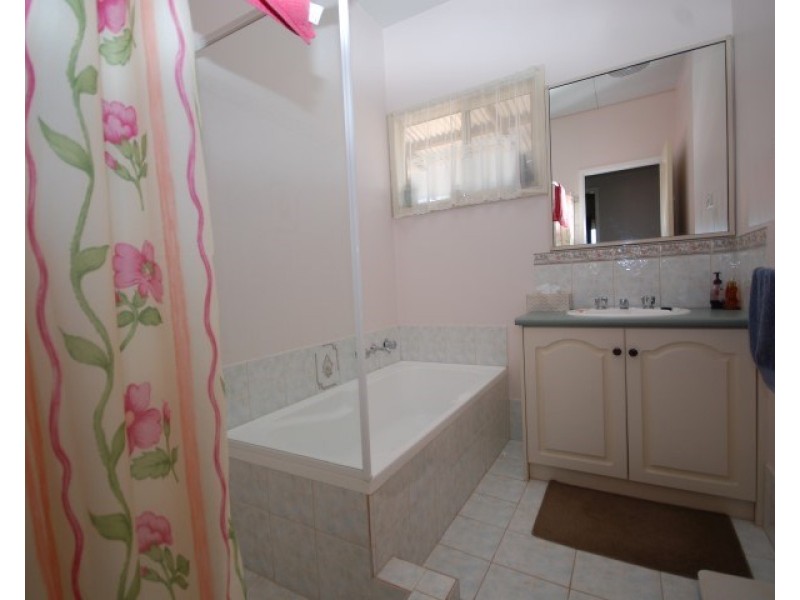 259 Bullara Street, Cuballing WA 6311