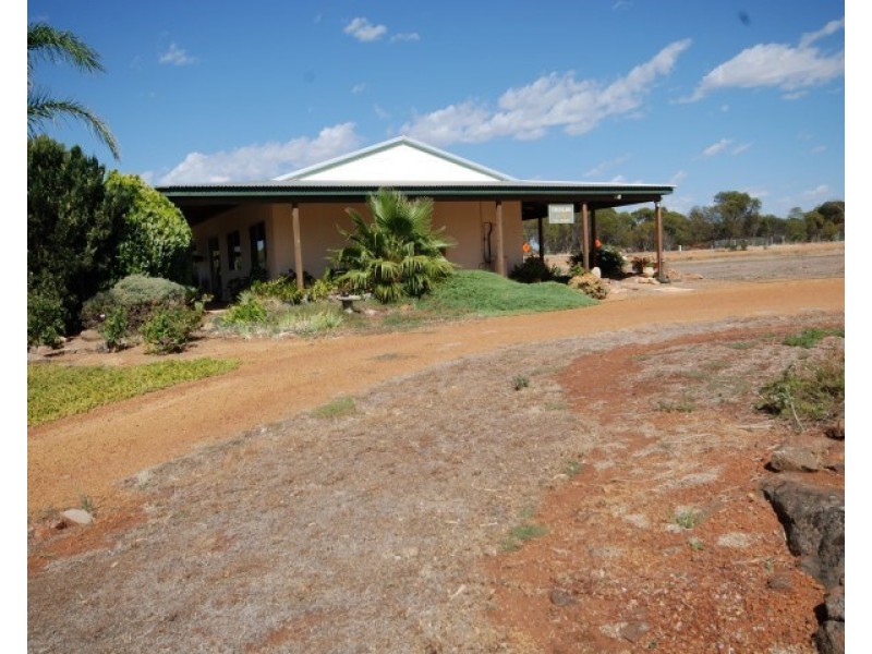 259 Bullara Street, Cuballing WA 6311