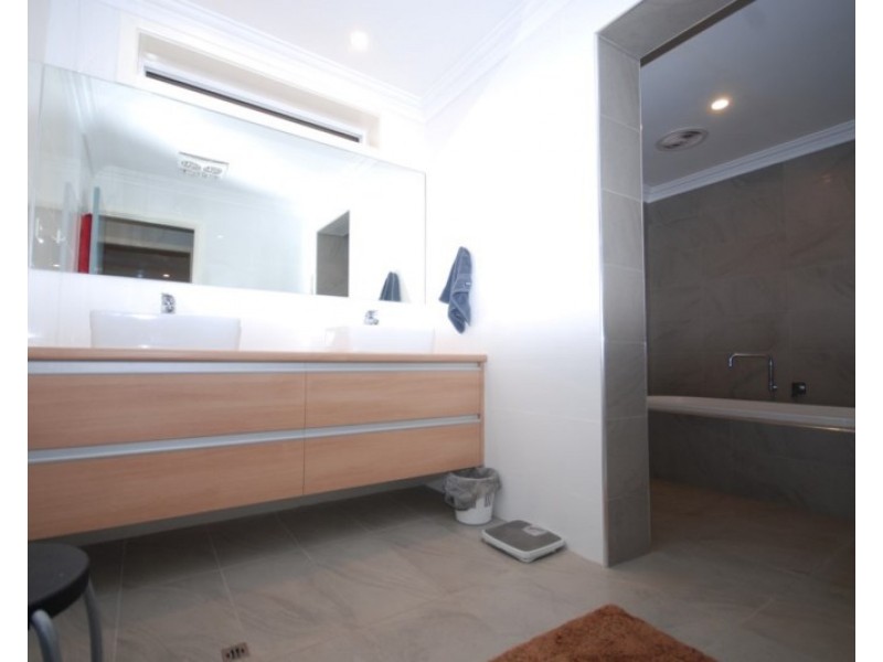 21 May Street, Narrogin WA 6312