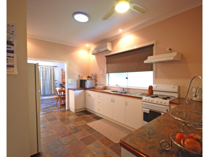 65 Ensign Street, Narrogin WA 6312