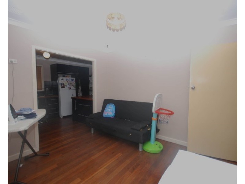 52 Hough Street, Narrogin WA 6312