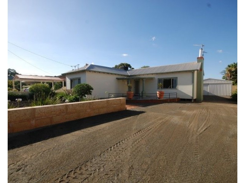 26 Ensign Street, Narrogin WA 6312