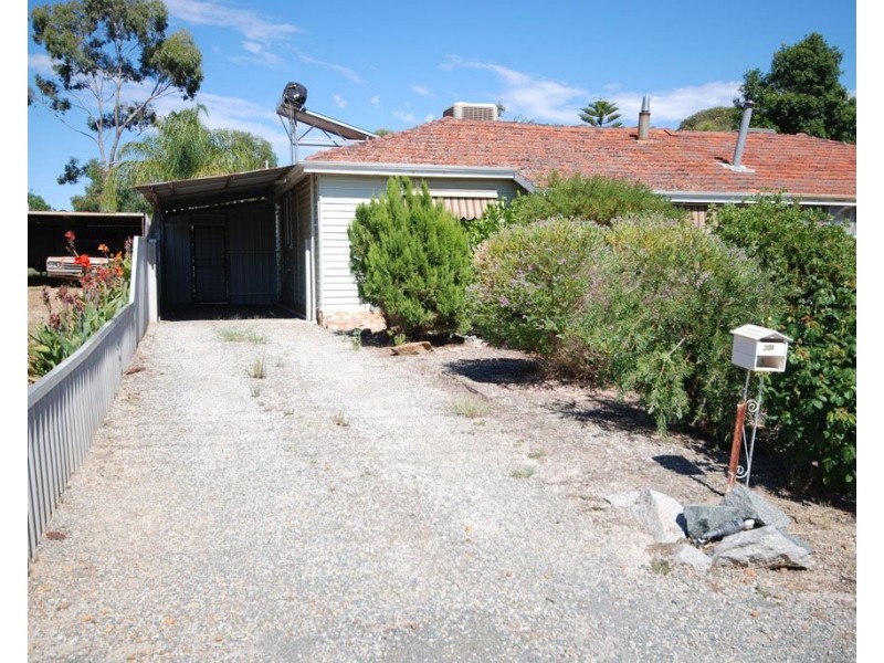 20A Floyed Street, Narrogin WA 6312