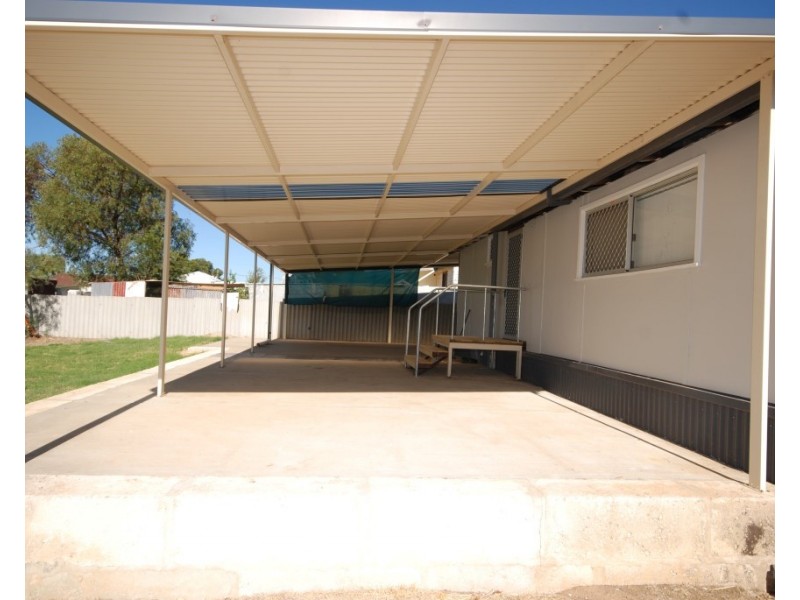 83 Fox Street, Narrogin WA 6312