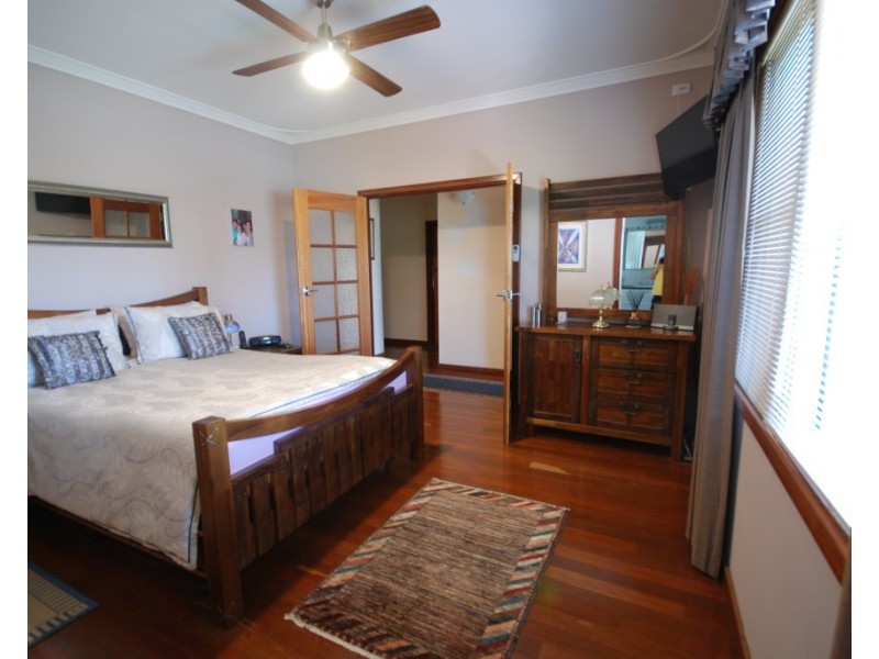 17 Hough Street, Narrogin WA 6312