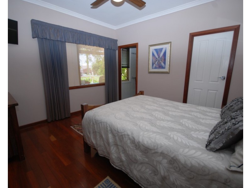 17 Hough Street, Narrogin WA 6312