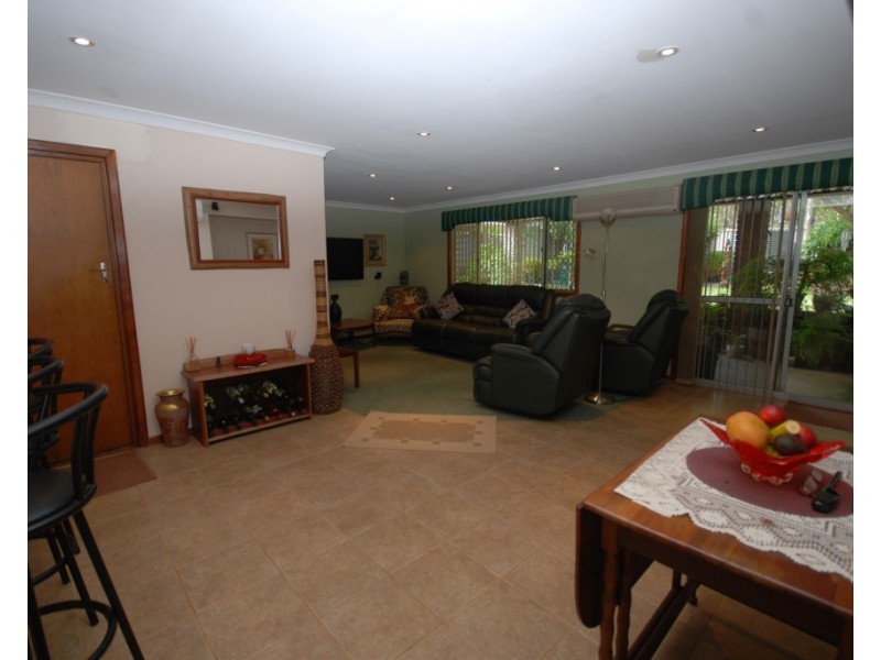 17 Hough Street, Narrogin WA 6312