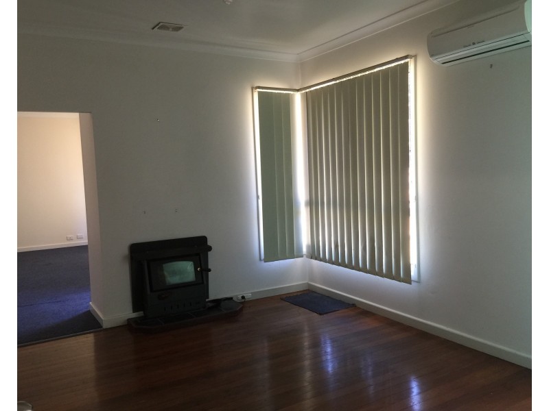 6 Floyed Street, Narrogin WA 6312