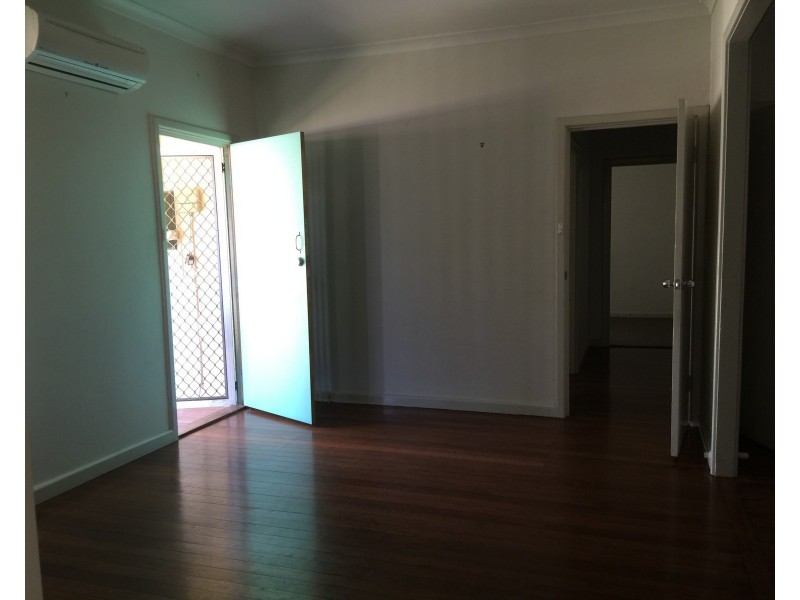 6 Floyed Street, Narrogin WA 6312