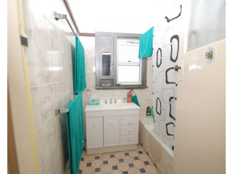 1 Forrest Street, Cuballing WA 6311