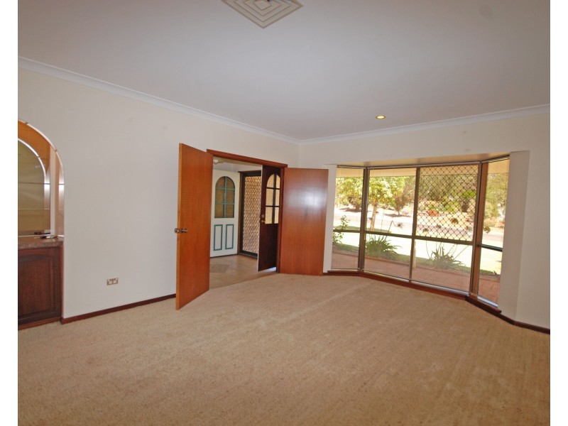 38 Sydney Hall Way, Narrogin WA 6312