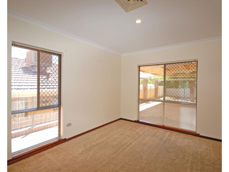 38 Sydney Hall Way, Narrogin WA 6312