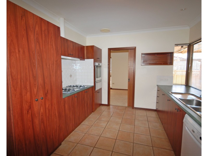 38 Sydney Hall Way, Narrogin WA 6312