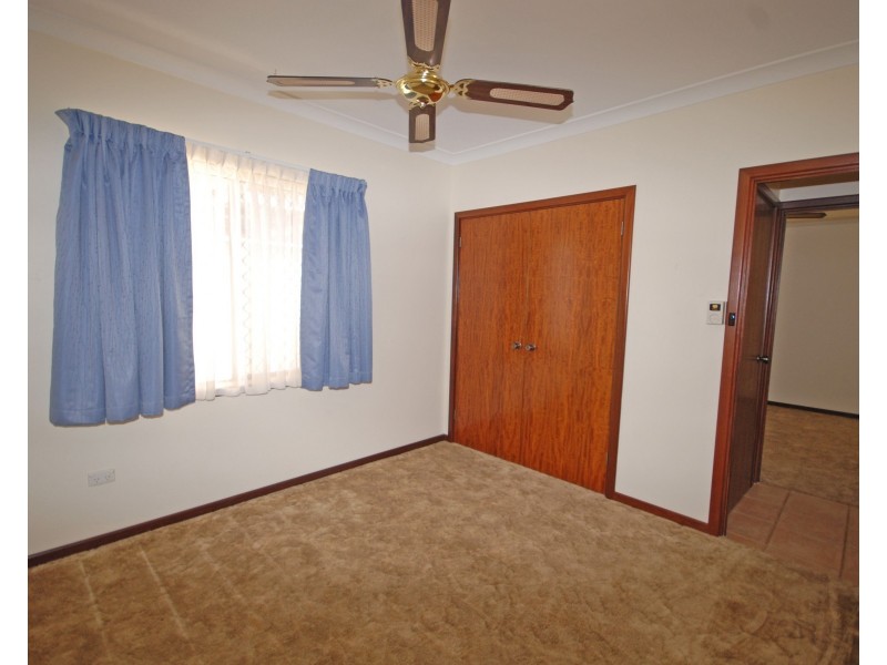 38 Sydney Hall Way, Narrogin WA 6312