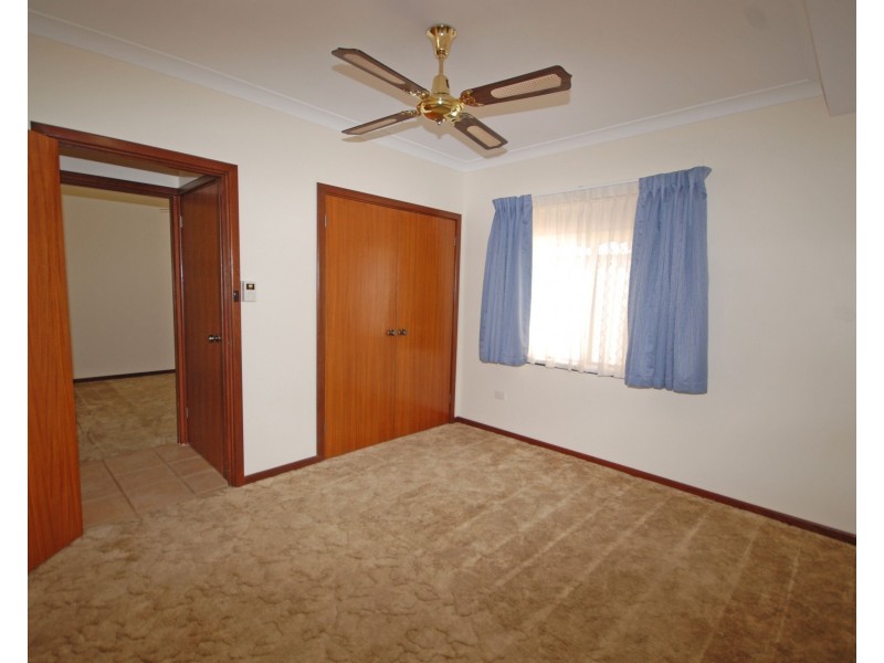 38 Sydney Hall Way, Narrogin WA 6312