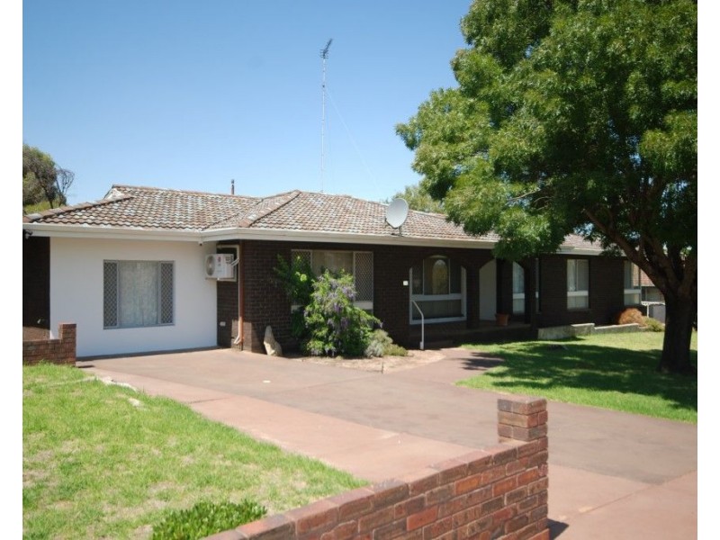 74 Doney Street, Narrogin WA 6312