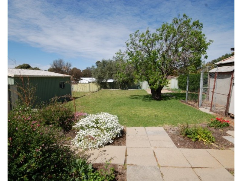 73 Williams Road, Narrogin WA 6312