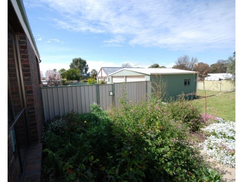73 Williams Road, Narrogin WA 6312