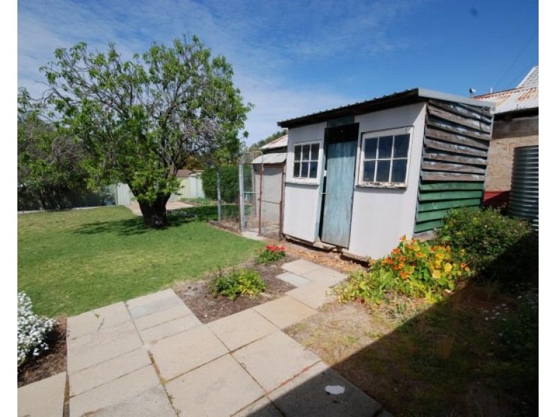 73 Williams Road, Narrogin WA 6312