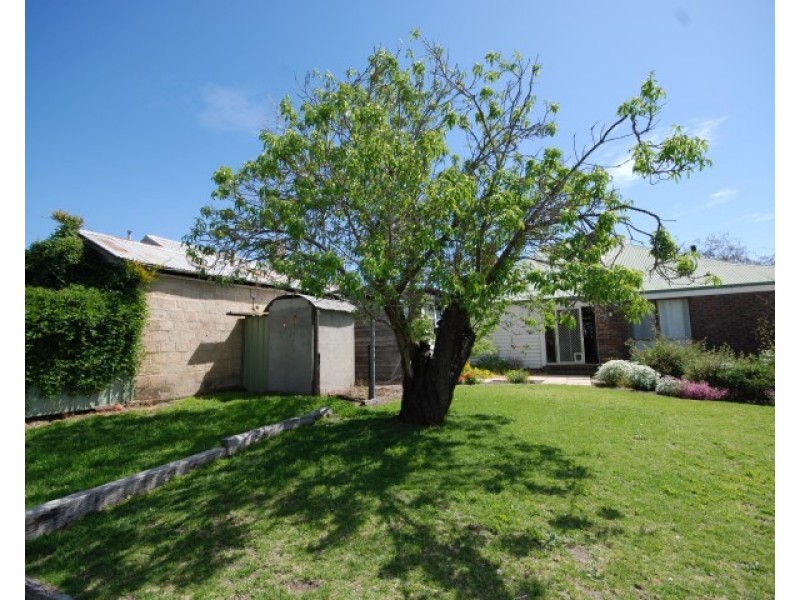 73 Williams Road, Narrogin WA 6312