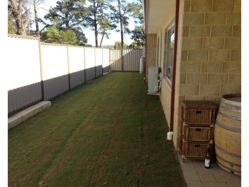 27B Argus Street, Narrogin WA 6312