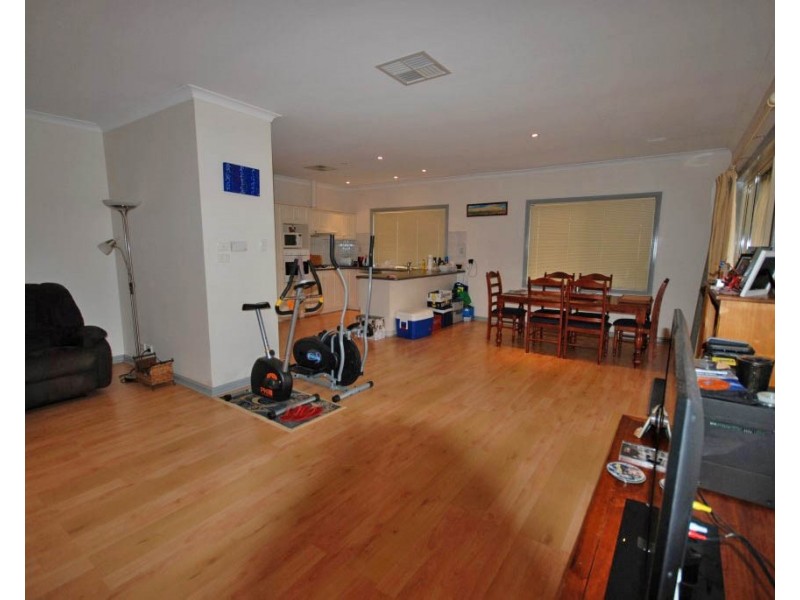 14 Hough Street, Narrogin WA 6312