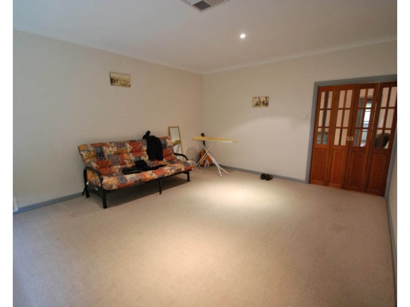 14 Hough Street, Narrogin WA 6312