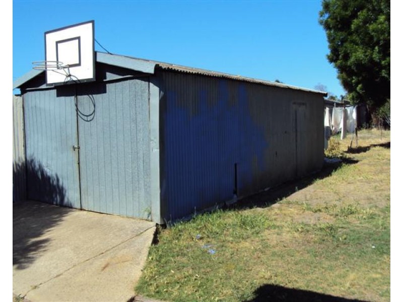 19 Moore Street, Narrogin WA 6312