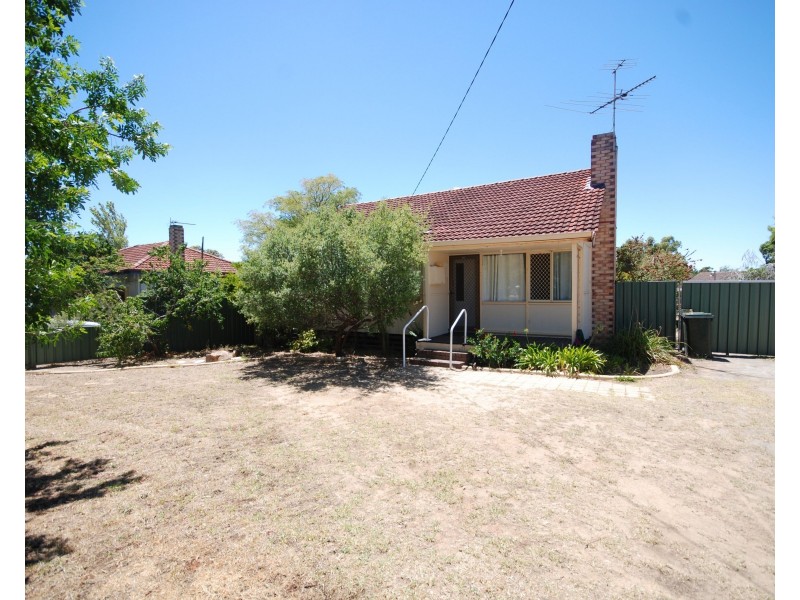5 Clough Place, Narrogin WA 6312