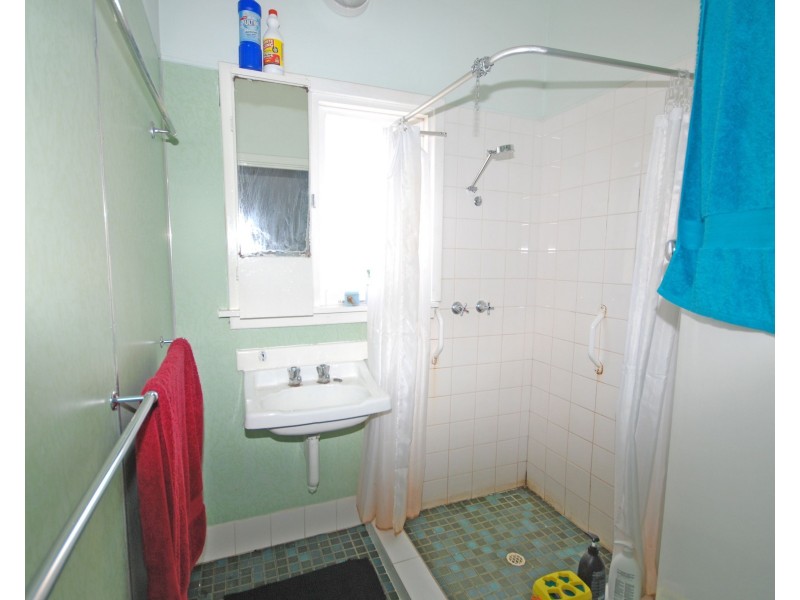 5 Clough Place, Narrogin WA 6312