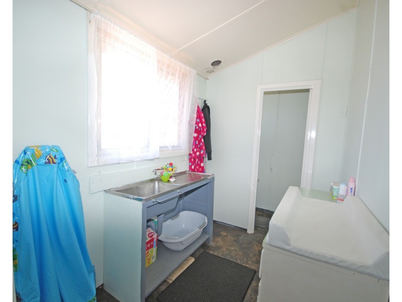 5 Clough Place, Narrogin WA 6312