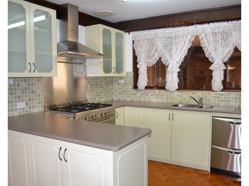 67 May Street, Narrogin WA 6312