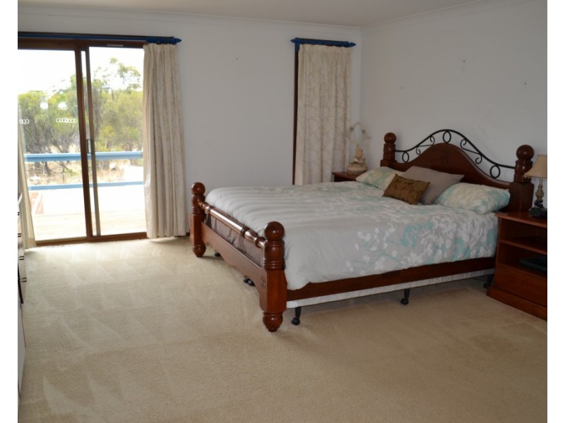 67 May Street, Narrogin WA 6312